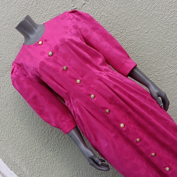 MS CHAUS VINTAGE 10 BUTTON PINK BUBBLE DRESS (HONG KONG) - Picture 14 of 17